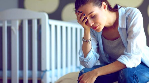 How to help an employee with postpartum depression